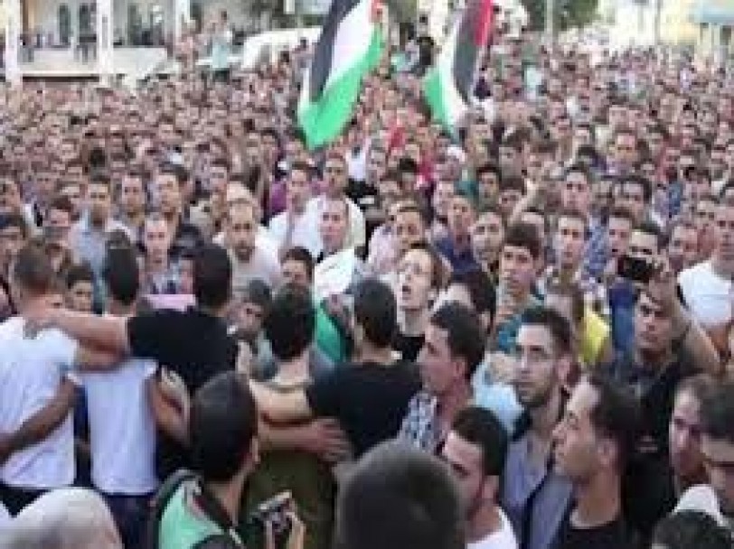 الاحتلال &quot;الاسرائيلي&quot; يواجه بالرصاص الحي متظاهرين فلسطينيين رافضين للاحتلال