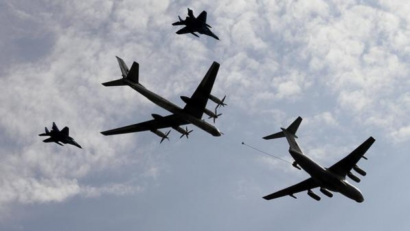 طائرات حربية روسية تحلق فوق ولاية كاليفورنيا الأمريكية