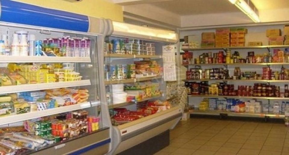 إجراءات غير كافية لتحسين الوضع المعيشي في سورية تخفيض الرسوم الجمركية أرباح إضافية للتجار دون انعكاس بانخفاض الأسعار