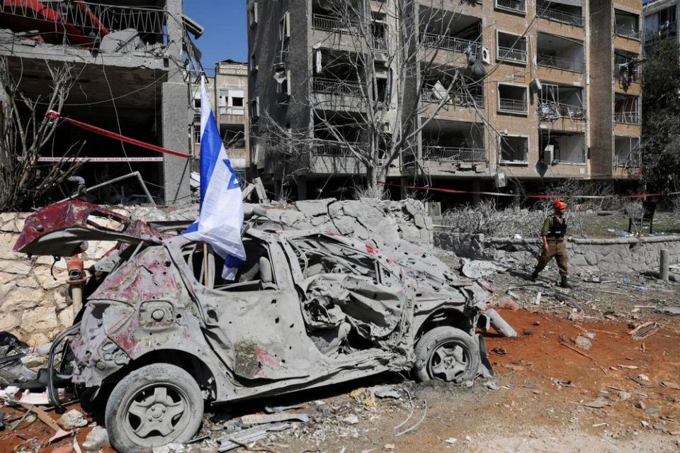 لمحة موجزة من صحافة الكيان: &laquo;الخروج قبل أن نغرق أكثر&raquo;!