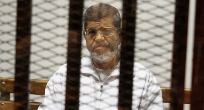 الحكم في قضية &quot;التخابر الكبرى&quot; .. السجن المشدد لمرسي والإعدام للشاطر