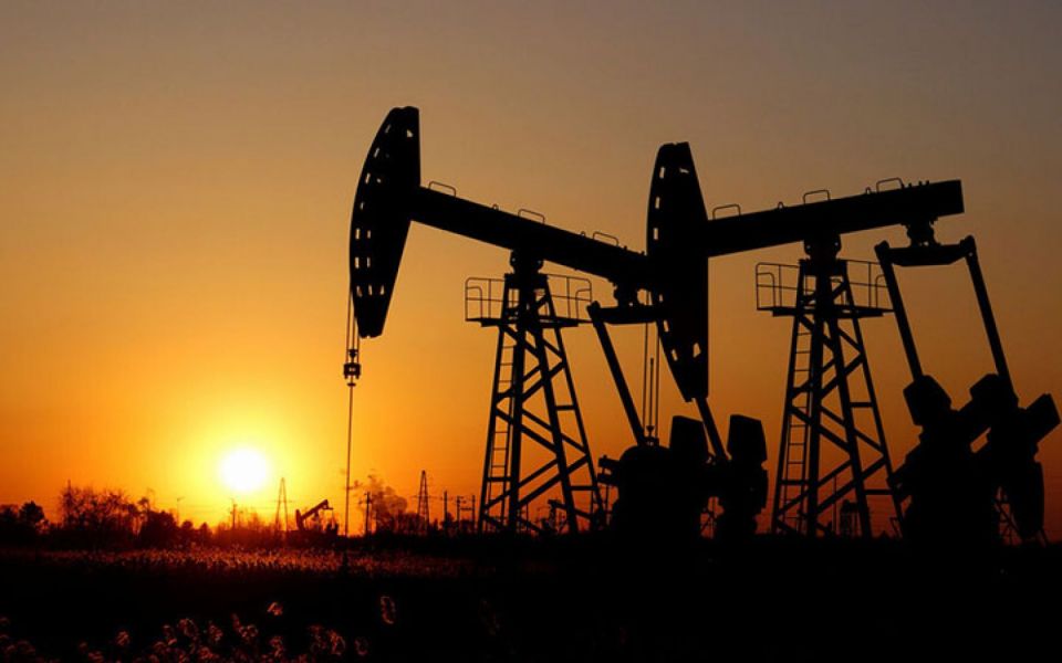 أسعار النفط تنخفض لأدنى مستوى لها خلال 3 أشهر