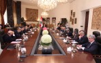 الحريري يبدي الاستعداد للمشاركة في حكومة إئتلافية مع حزب الله
