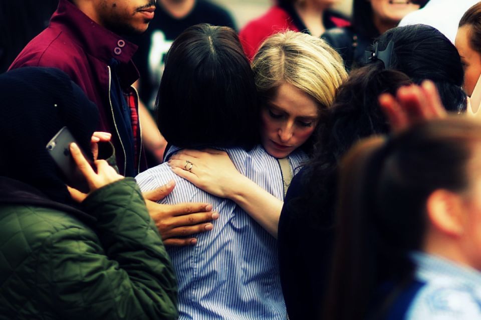 اللجنة المستقلة التي تحدد مستوى التهديد أوصت برفعه