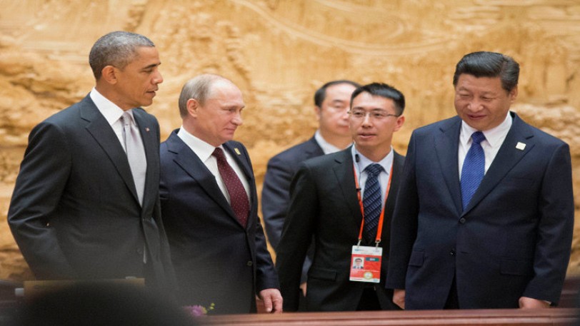بوتين وأوباما يبحثان ملفات سوريا وإيران وأوكرانيا على هامش آبيك