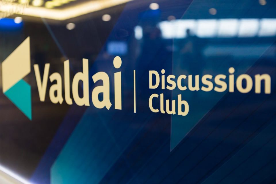 تقرير لمنتدى فالداي بعنوان "عالم بلا قوى عظمى"