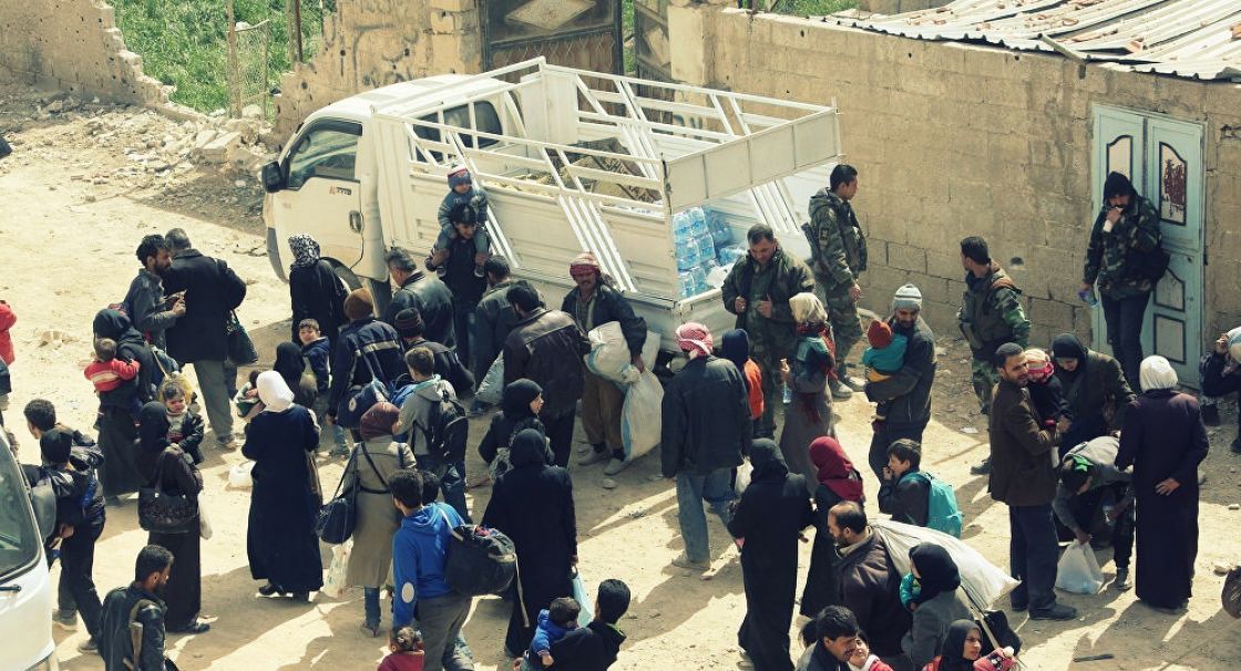 إجلاء أكثر من 3500 مواطن عن الغوطة الشرقية عبر معبر حمورية