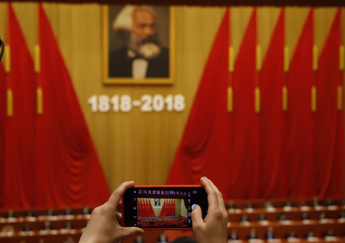لماذا حققت الماركسية انتصارات عظيمة في الصين؟
