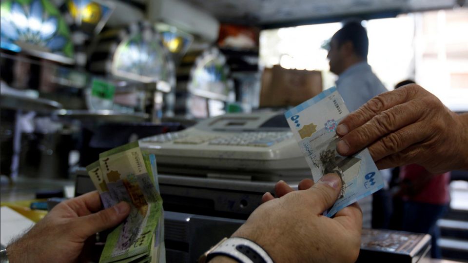 الحد الأدنى للأجور بين التحديد القانوني والدستور