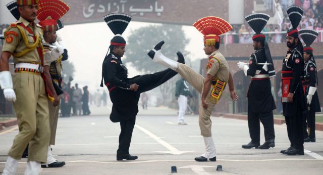 الهند وباكستان والنيومالتوسية