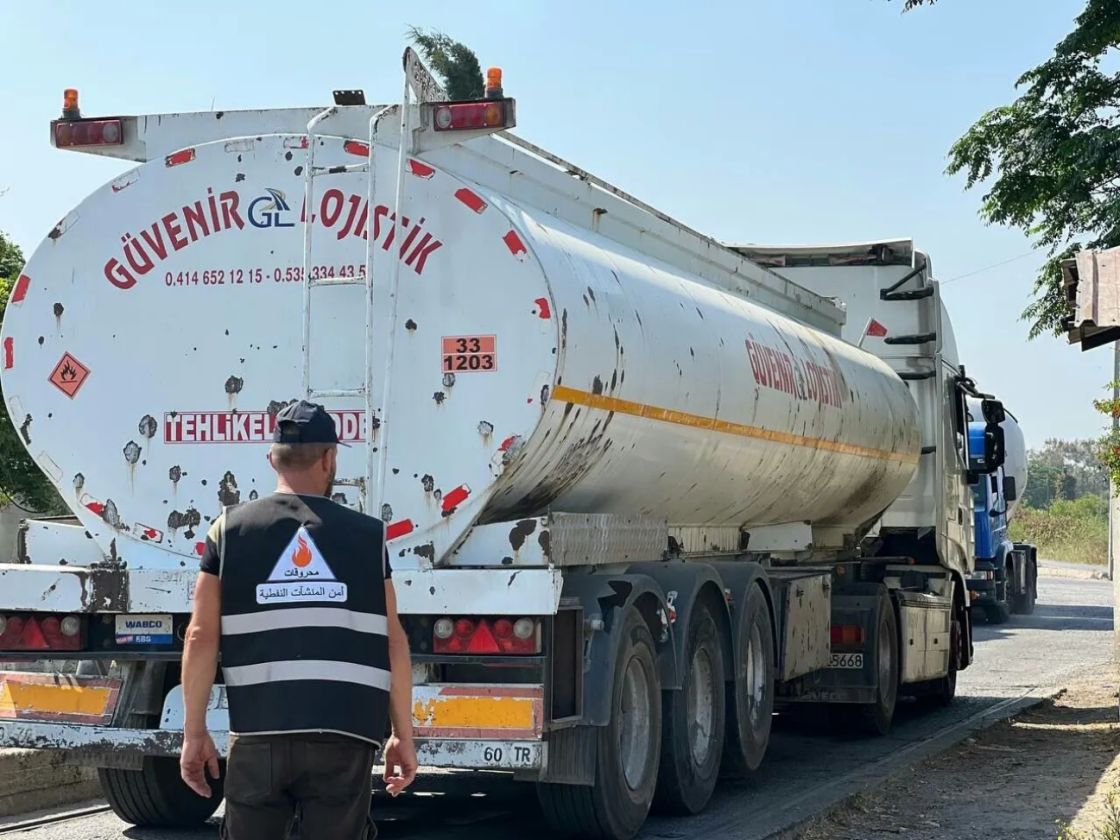 الحكومة السورية ترفع أسعار المحروقات لتناسب دولار السوق السوداء