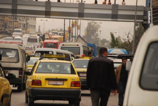دمشق: النقل الداخلي.... وسط الأزمة!