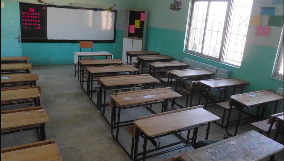 خبر عام وتعليق هام.. «توقف العملية التعليمية في مدارس بعض القرى بـريف سلمية الشمالي»