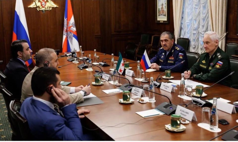 سوريا: وزيرا الخارجية والدفاع يلتقيان بوتين ويتباحثون بمختلف القضايا المشتركة