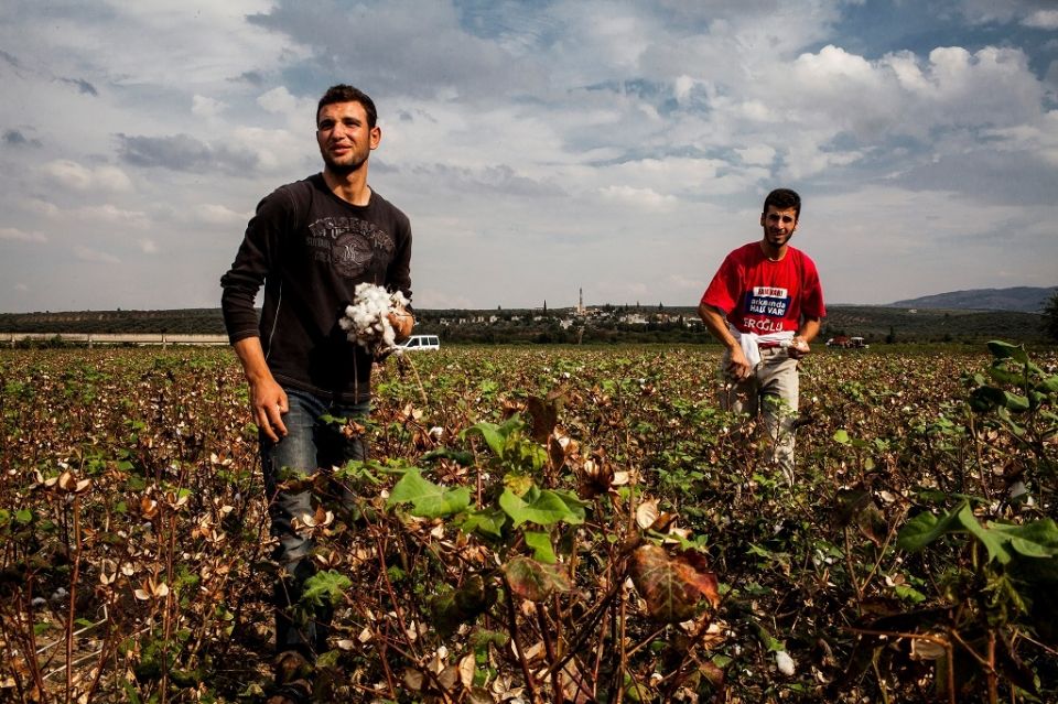 (التبادل اللامتكافئ).. التجارة العالمية تنقل القيمة من الضعيف للقوي..