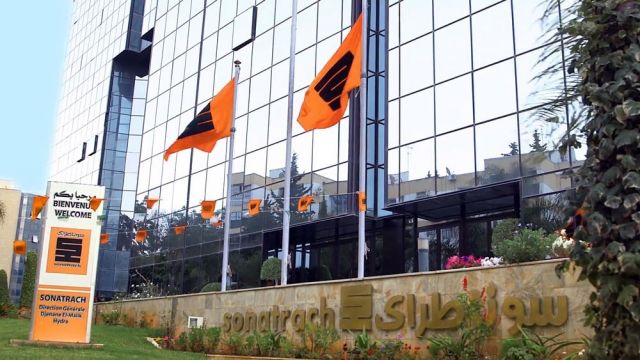 الجزائر تهدد إسبانيا بفسـخ عقود الغاز