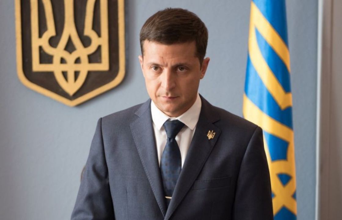 الرئيس الأوكراني يغادر البلاد
