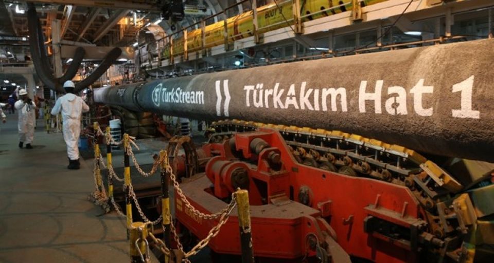 روسيا تبدأ ضخ الغاز إلى أوروبا عبر خط السيل التركي