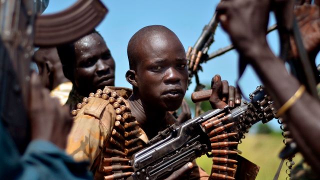 &quot;إسرائيل&quot; تتصل بأطراف الصراع في السودان زاعمةً سعيها &quot;لوقف القتال&quot;