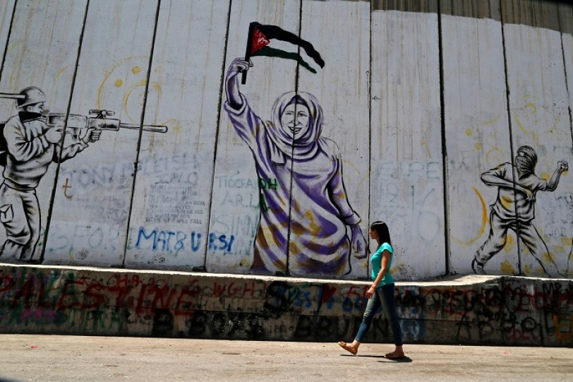 الولايات المتحدة توقف التحويلات المالية لأسر الشهداء الفلسطينيين