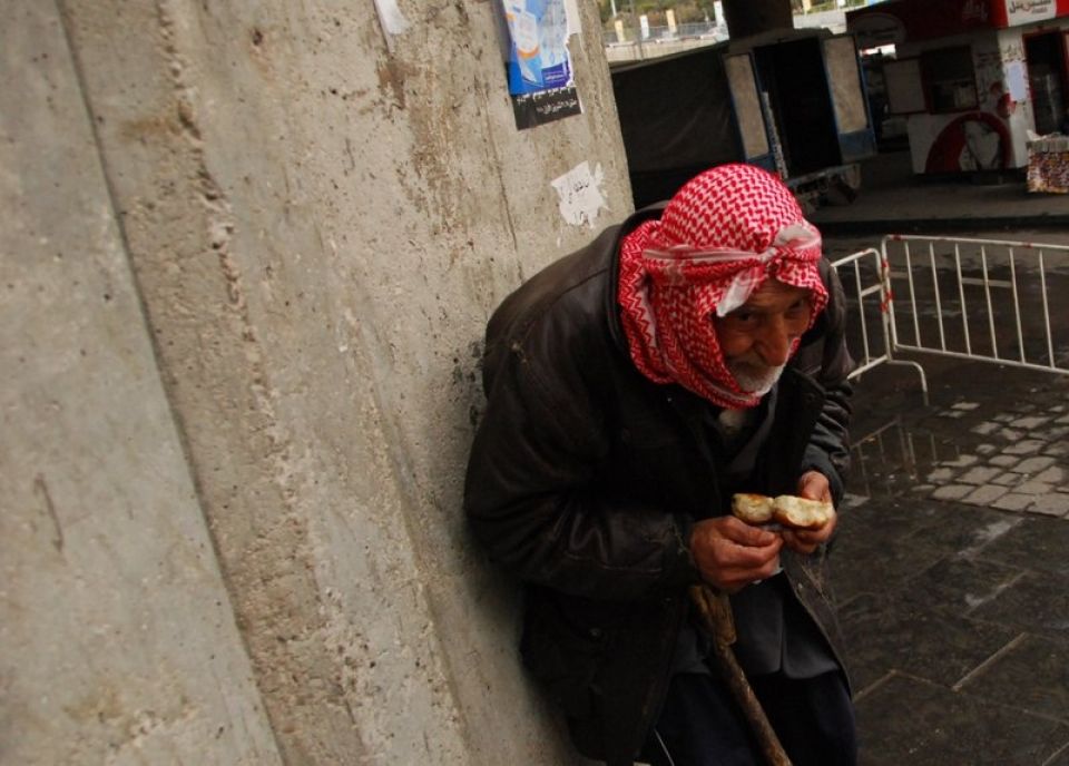 تثبيت تراجع قيمة الليرة.. والغذاء الضروري ضعف التكلفة