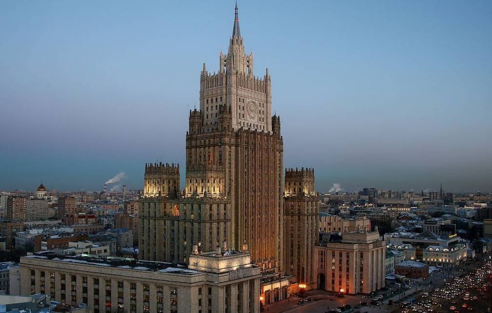 السفارة الروسية في واشنطن: المزاعم حول غزو أوكرانيا «تضليل» و«ضغط إعلامي»