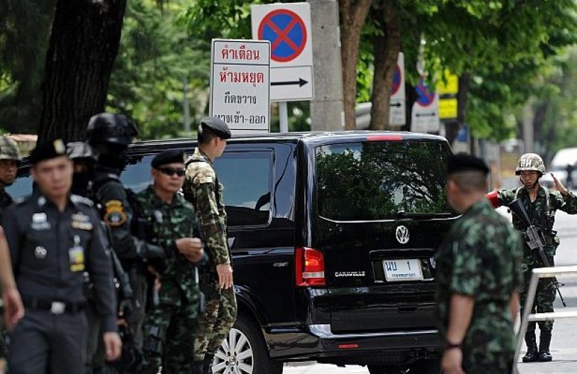 الجيش التايلاندي: اعتقال المسؤولين السياسيين قد يستمر أسبوعاً