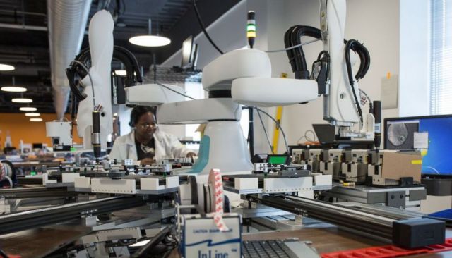 معضلة التصنيع الأمريكي... التراجع قدر محتوم