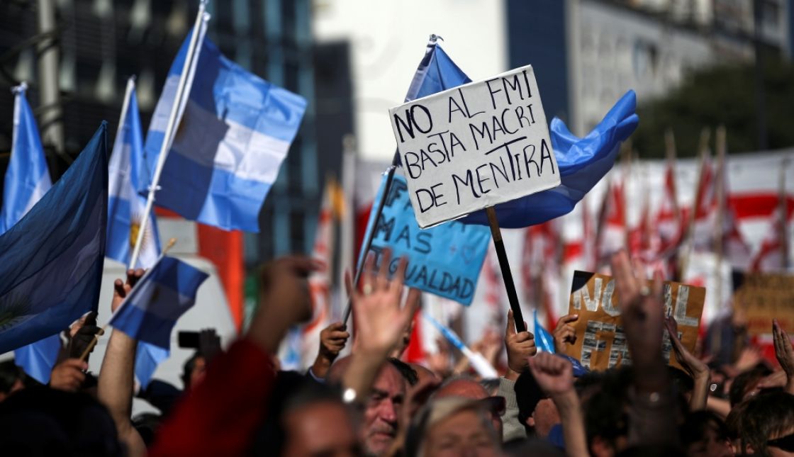 احتجاجات في الأرجنتين بعد تفاوض الحكومة مع صندوق النقد الدولي