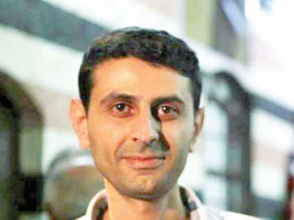 بالزاوية : مثقف أم سياسي أم الاثنان معاً؟