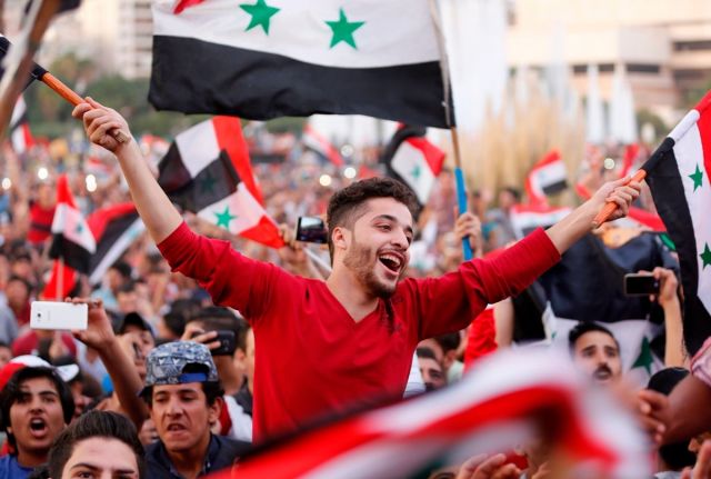 المظاهرات ضد المسلحين!