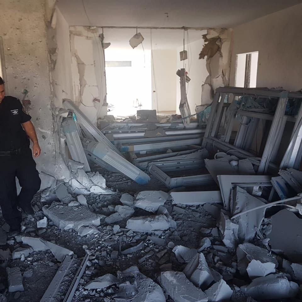 عدوان على غزة... والمقاومة ترد