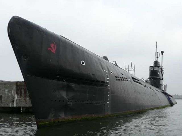 محاولات كسر صمت الغواصات السوفيتية
