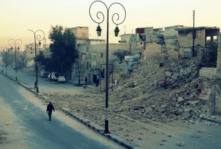أقرب مستشفى يقع على بعد 20 كيلومتراً