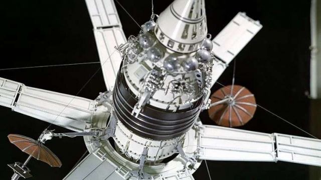 سلاح الجو الأمريكي يؤجل إطلاق قمر صناعي سري