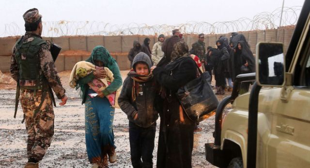 450 لاجئاً غادروا مخيم الركبان خلال يوم أمس