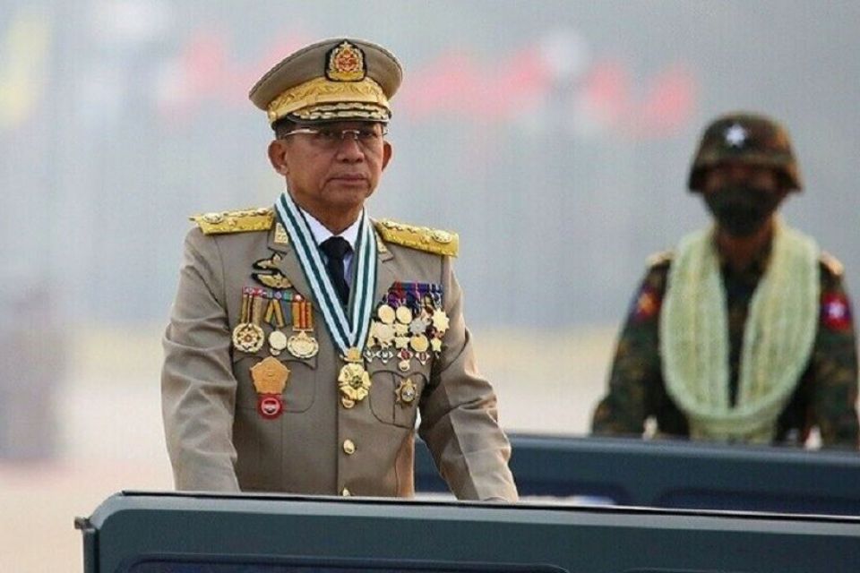 حاكم ميانمار العسكري يعد بانتخابات تعددية وبالتعاون مع "آسيان"