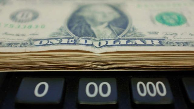 الاقتصاد الروسي ينأى بنفسه عن الدولار