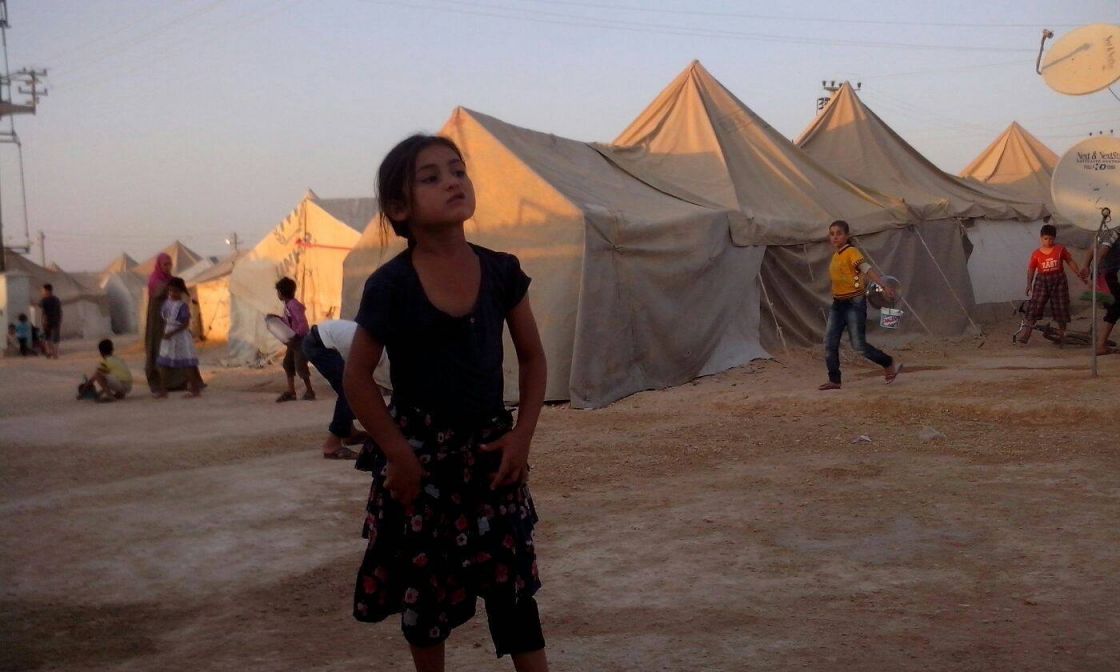 قاسيون في مخيمات اللاجئين : بعض المخيمات سجون جماعية