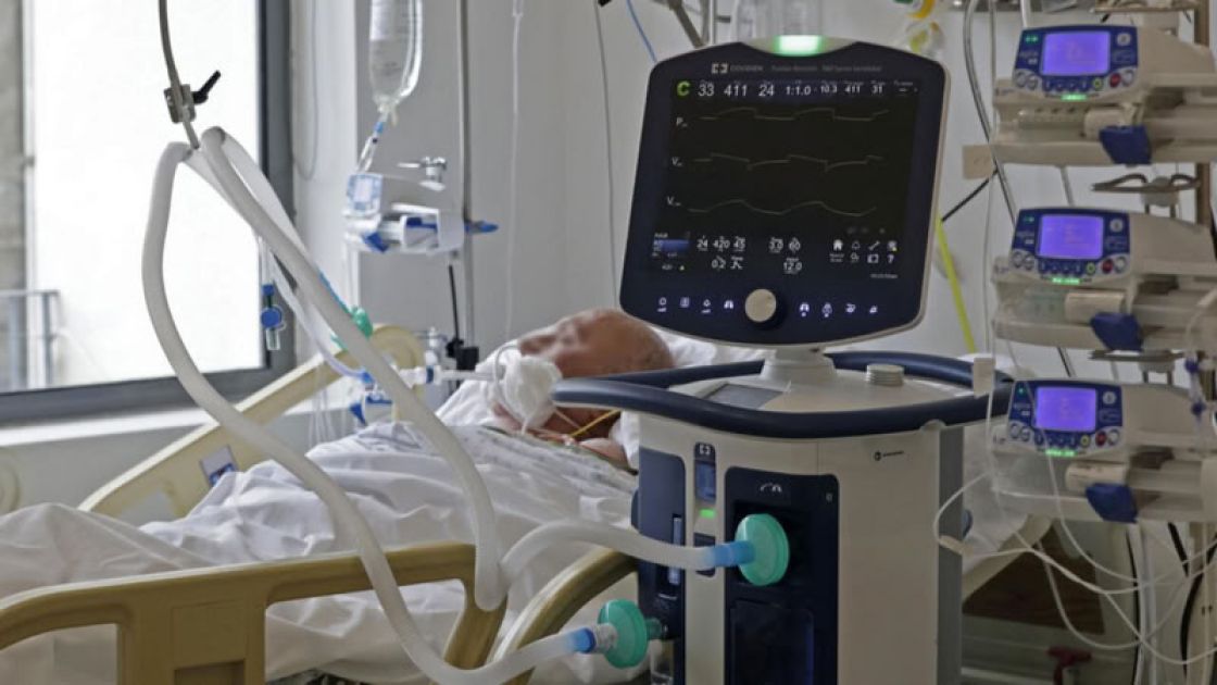 المشافي الخاصة تشكو الضريبة... مؤشرٌ جديد على ضرورة استعادة الدور الحيوي للقطاع العام