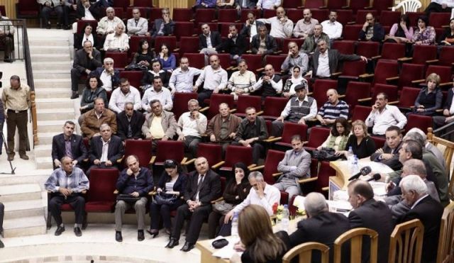 رواتبنا لا تكفي 10 أيام... &laquo;كِيف بدنا نعيش&raquo;؟