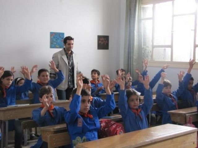 دير الزور المعلمون المهجرون والمحاصرون مرةً أخرى.!؟