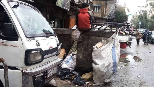 ظاهرة &laquo;النباشين...&raquo; بين التلوث البيئي وإمكانيات الحلول