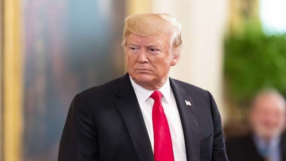 مناكفات كلامية بين ترامب وشركات أمريكية