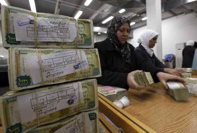 المال والصدقة والسياسة النقدية
