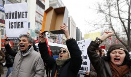 خبراء: الاقتصاد التركي يعاني العجز بمقدار 480 مليار دولار