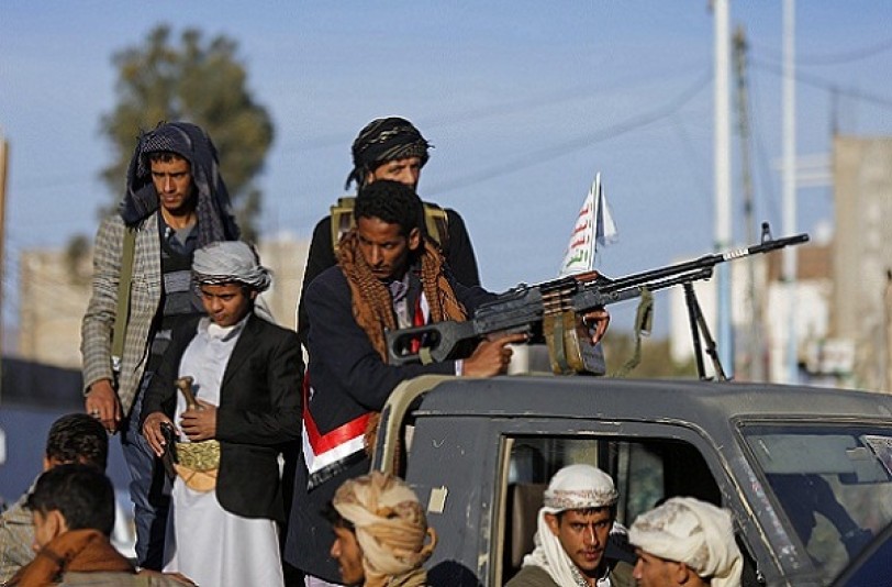 الحوثيون يسيطرون على مواقع استراتيجية في إب