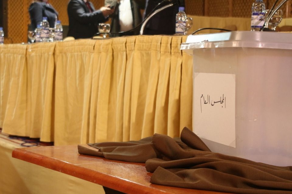 الدستور وقانون التنظيم النقابي