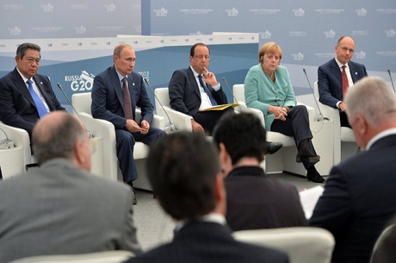 انطلاق القمة الروسية الألمانية الفرنسية بشأن الأزمة الاوكرانية في موسكو