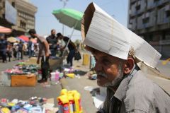 مشاريع بالمليارات... وناس ما معاها حق ربطة خبز